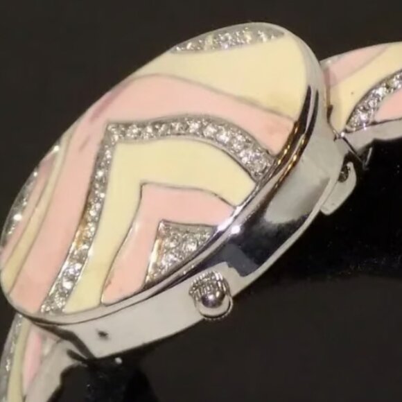 Vintage Rare Narmi Enamel Rhinestone Bracelet Watch with Case Cover MOP, Runs - Picture 5 of 9